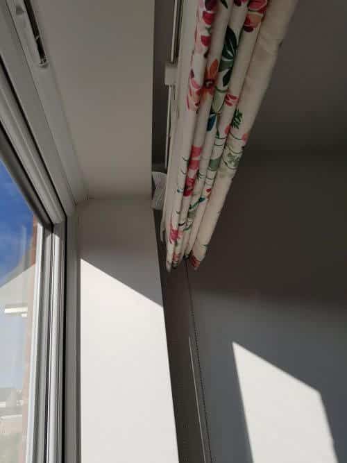 Blind Installation - Handyman Home - Handyman-Home.com - Curtains, Blinds Installation Service, Curtain Pole Fitting, Blinds Installation.